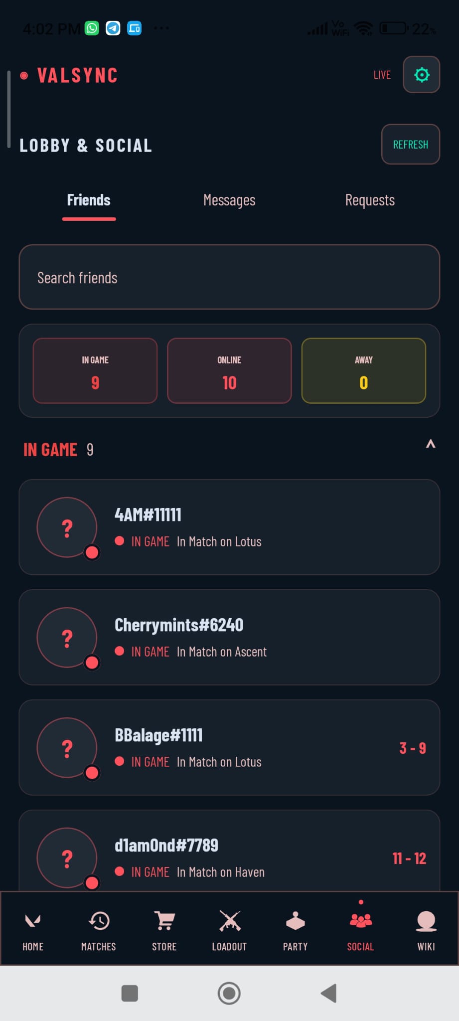 Friends list showing online status and current match maps
